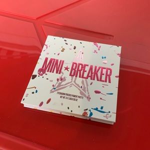 Mini Jawbreaker palette